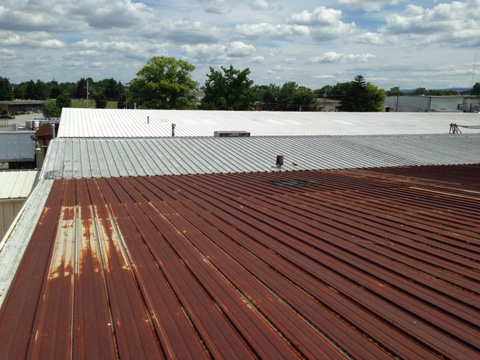 commercial-roofing-contractor-metal-roof-installation-1